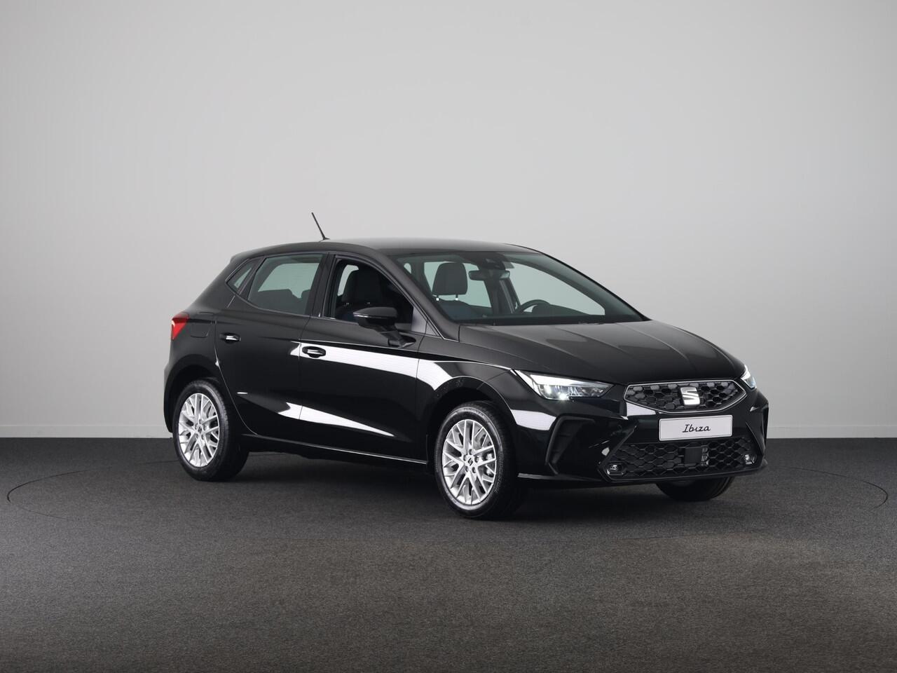 Seat IBIZA Style Plus 1.0 EcoTSI 95 PK | Midnight Black Metallic | Apple Carplay | Park Assist | Cruise Control