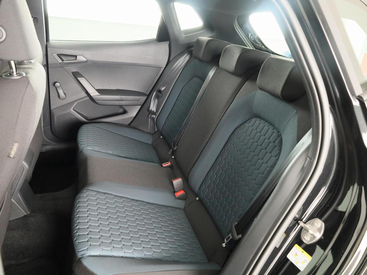 Seat IBIZA Style 1.0 EcoTSI 95 PK | Premium Lak 'Graphene Grey' | Apple Carplay | Park Assist | Cruise Control