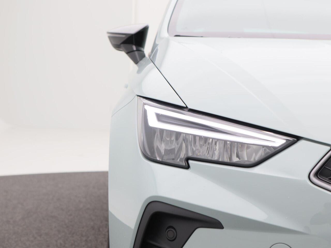 Seat IBIZA FR Business Connect 1.0 TSI 95 PK | Achteruitrijcamera | Cruise control | Stoelverwarming | Adaptive cruise control