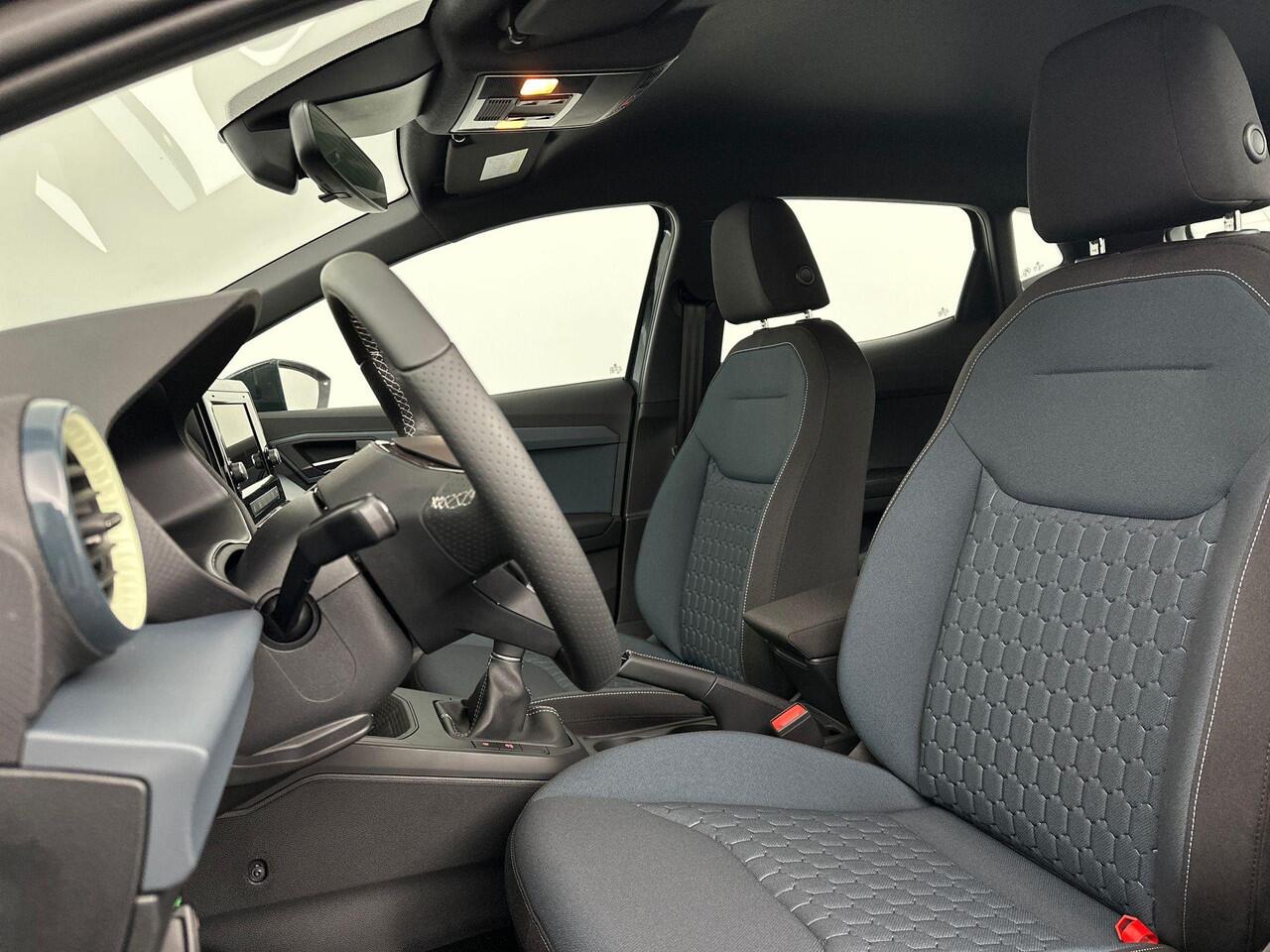 Seat IBIZA Style Plus 1.0 70 kW / 95 pk EcoTSI Hatchback 5 de