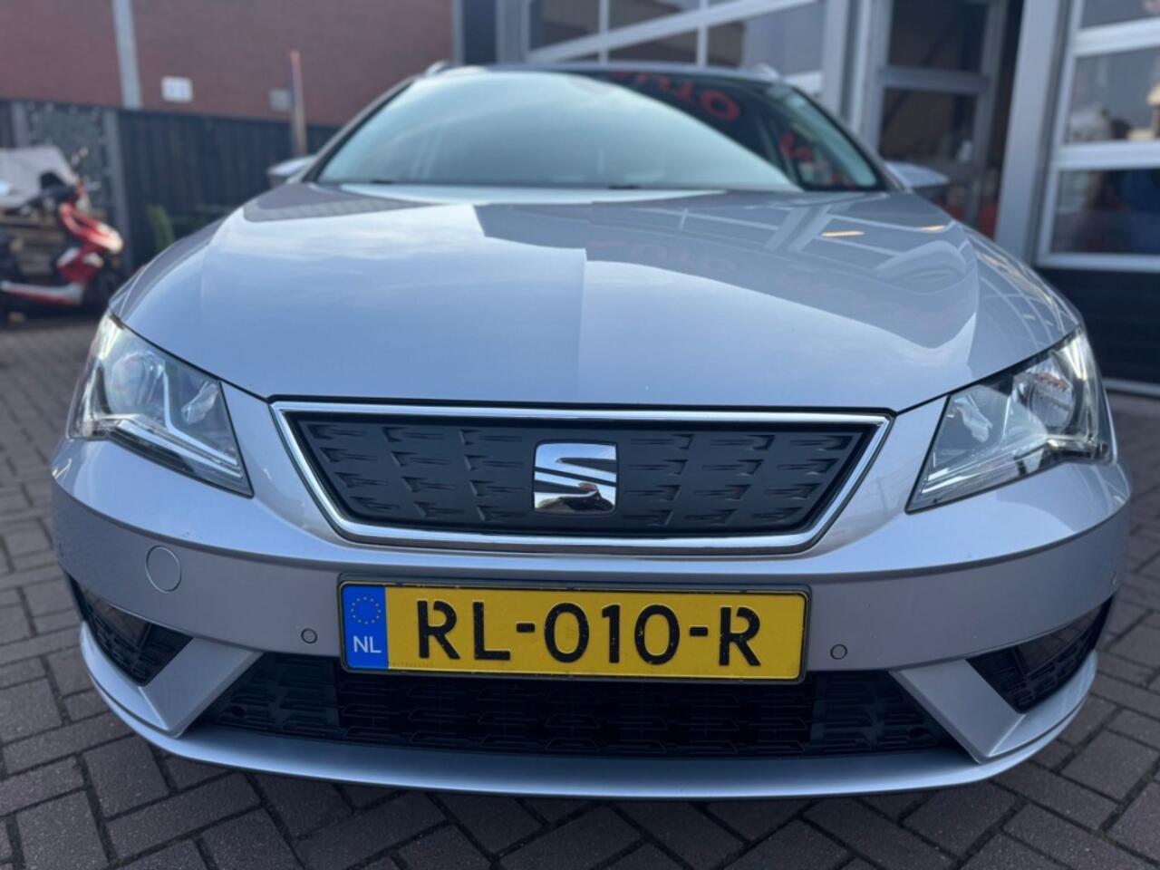 Seat LEON ST 1.0 ECOTSI STYLE BUSINESS INTENSE / NAVI / CRUISE /