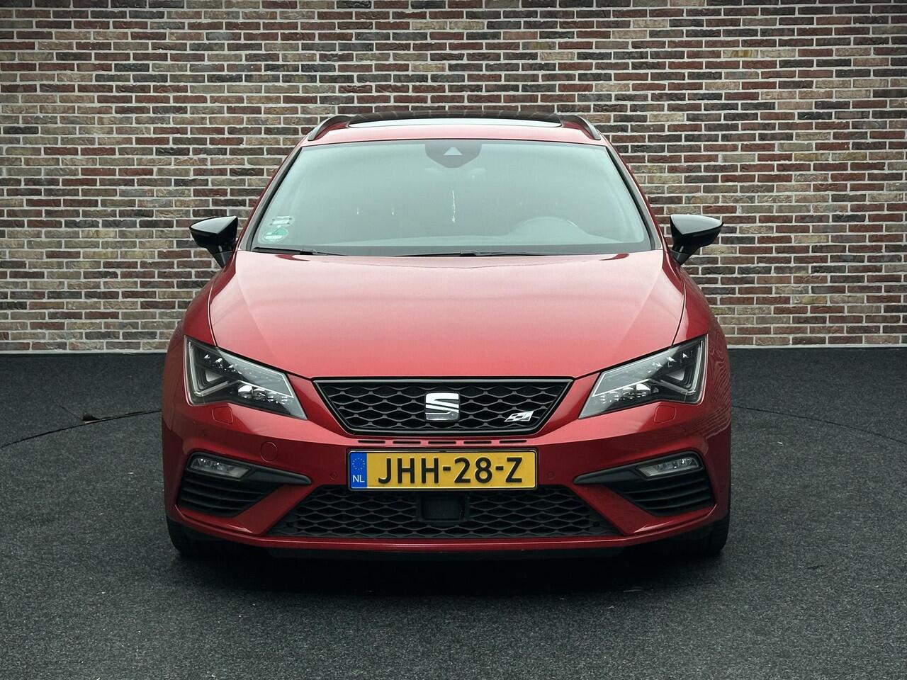 Seat LEON ST 2.0 TSI 4DRIVE CUPRA 300 Panorama 4Drive Elek Stoel
