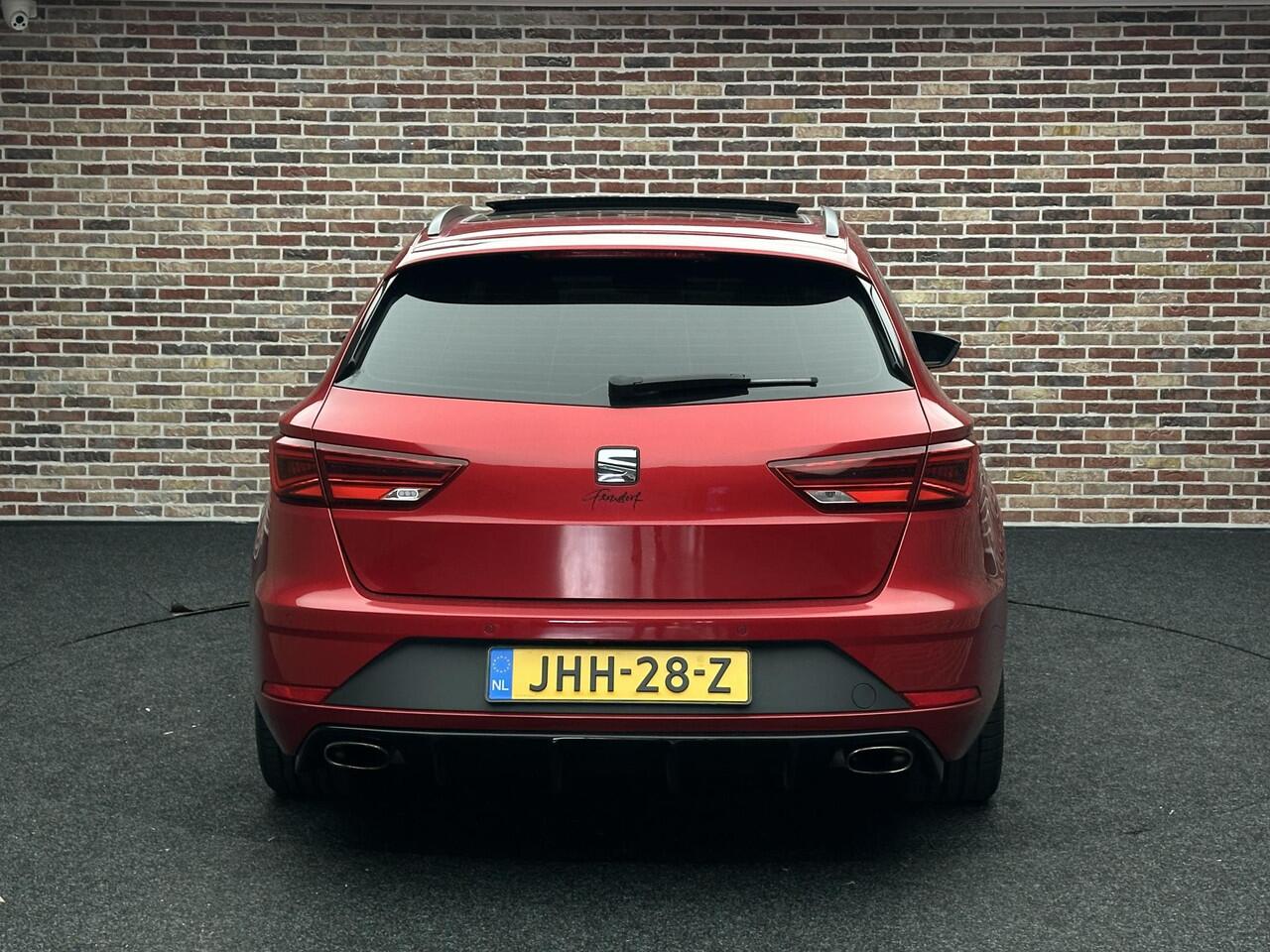 Seat LEON ST 2.0 TSI 4DRIVE CUPRA 300 Panorama 4Drive Elek Stoel