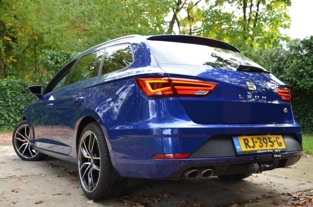 Seat LEON ST 1.4 EcoTSI FR Business Intense Automaat/Navi/Pdc/Ecc/Led/Trekhaak/Apple Carplay/Android Auto/Cr-Controle/18-Inch Lmv/Privacy-Glass