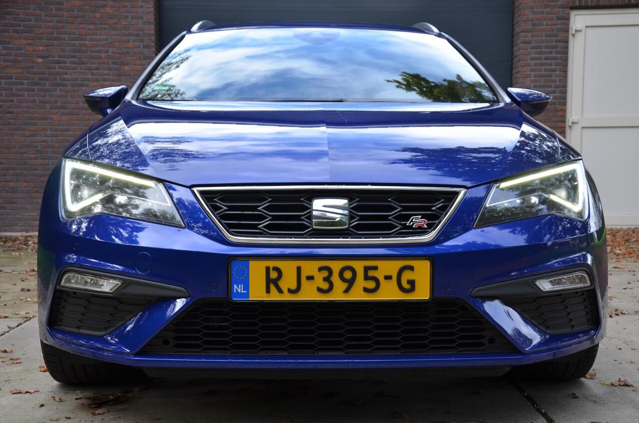 Seat LEON ST 1.4 EcoTSI FR Business Intense Automaat/Navi/Pdc/Ecc/Led/Trekhaak/Apple Carplay/Android Auto/Cr-Controle/18-Inch Lmv/Privacy-Glass