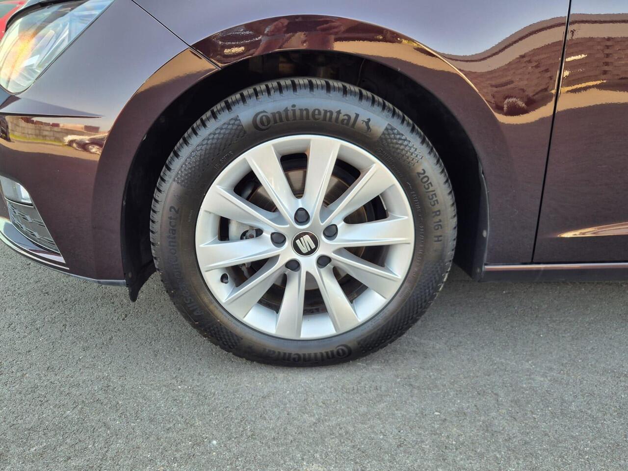 Seat LEON ST 1.0 EcoTSI Style Business Intense | Carplay | Navi | Clima | Cruise | Trekhaak