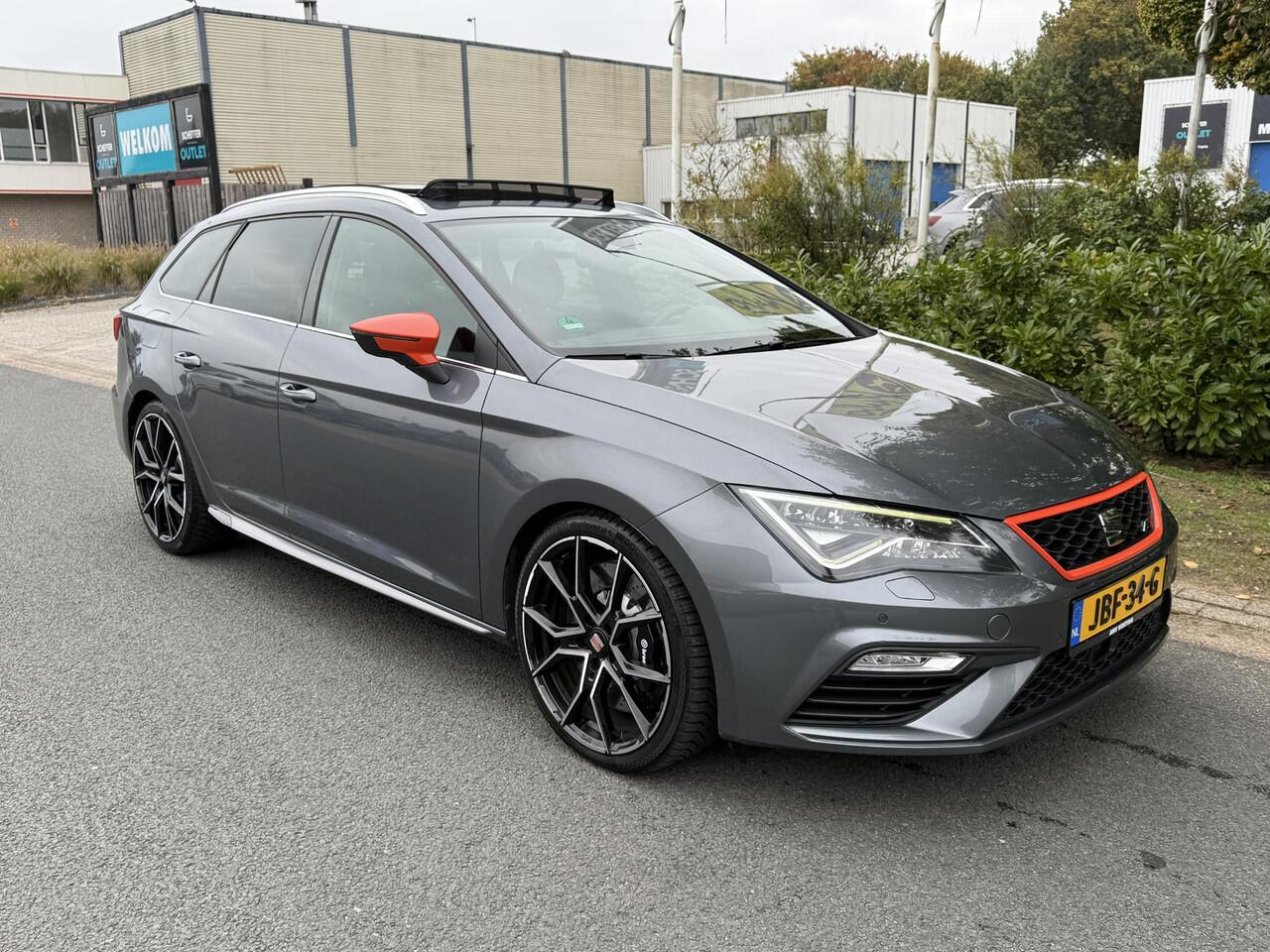 Seat LEON ST 2.0 TSI 4DRIVE CUPRA 300 DSGoPanooLeder