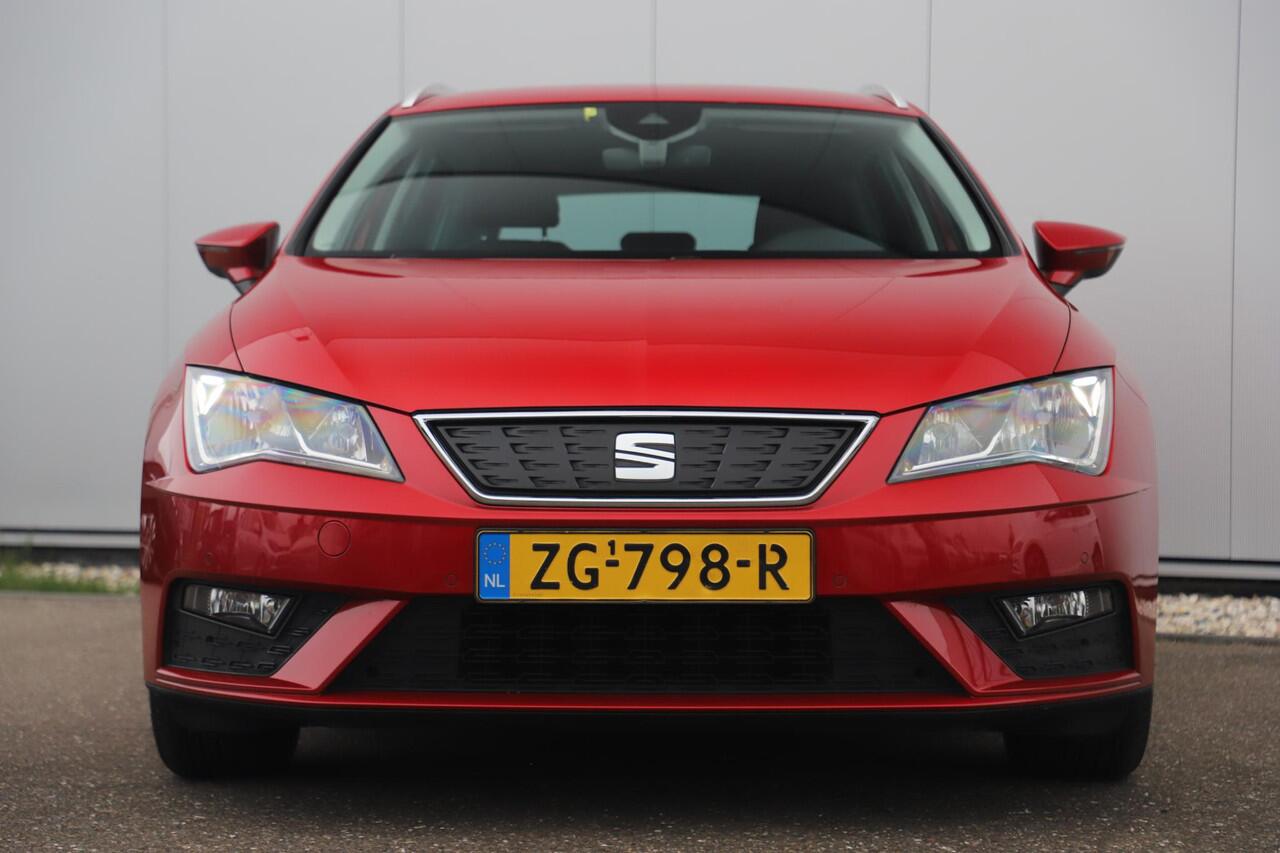 Seat LEON ST 1.0 EcoTSI Style Business Intense DSG Automaat Navigatie Achteruitrijcamera Carplay Android Climate Cruise Control Rijstrooksensor