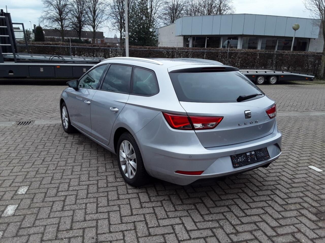 Seat LEON ST 1.5 TSI 131PK STYLE / NAVI / PDC / C.C.