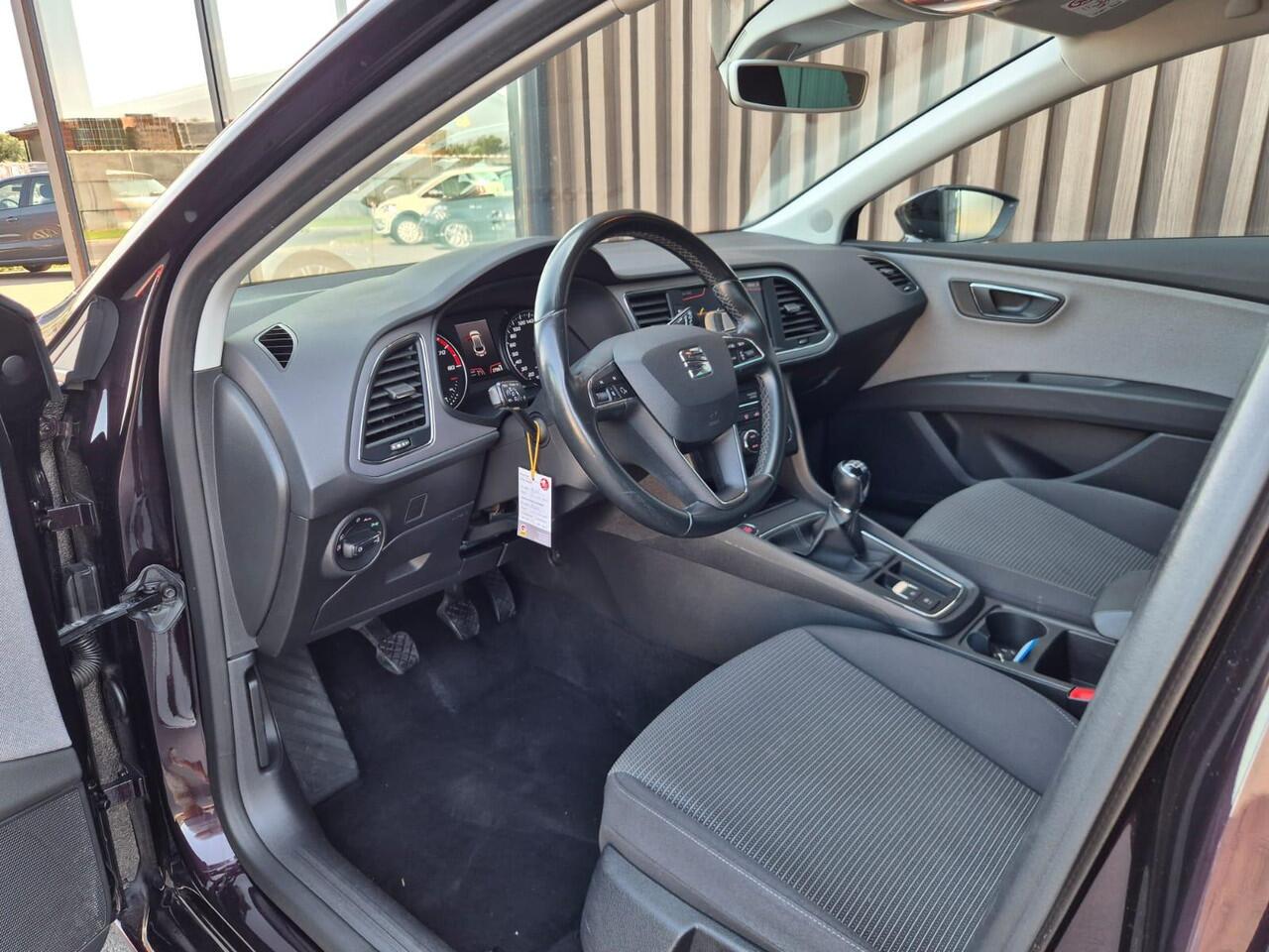 Seat LEON ST 1.0 EcoTSI Style Business Intense | Carplay | Navi | Clima | Cruise | Trekhaak