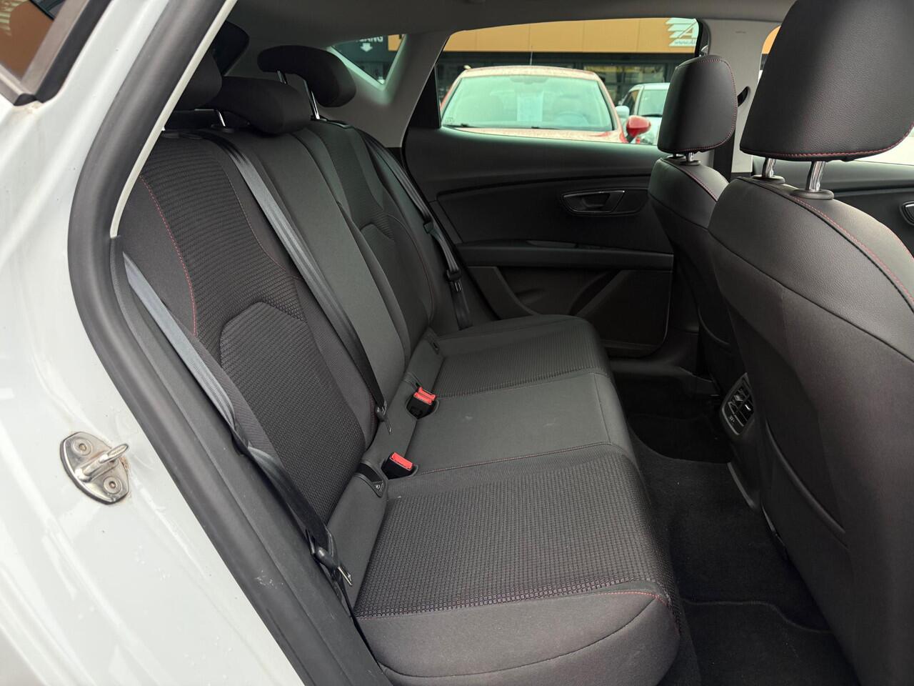 Seat LEON 1.5 TSI FR DSG Pano DigiDash LED