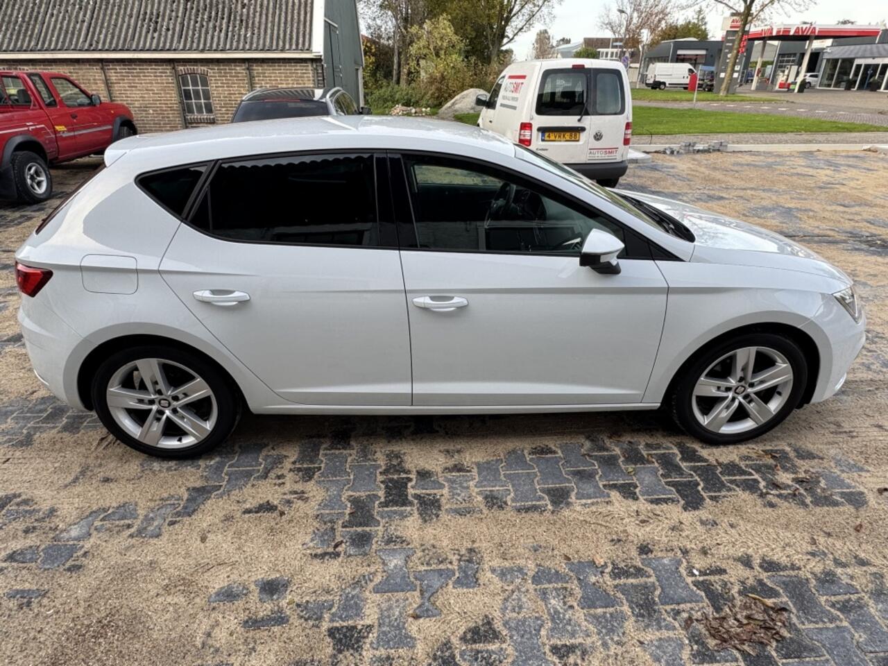 Seat LEON 1.5 TSI FR *apple carplay* stoelverwarming*cruise*navi