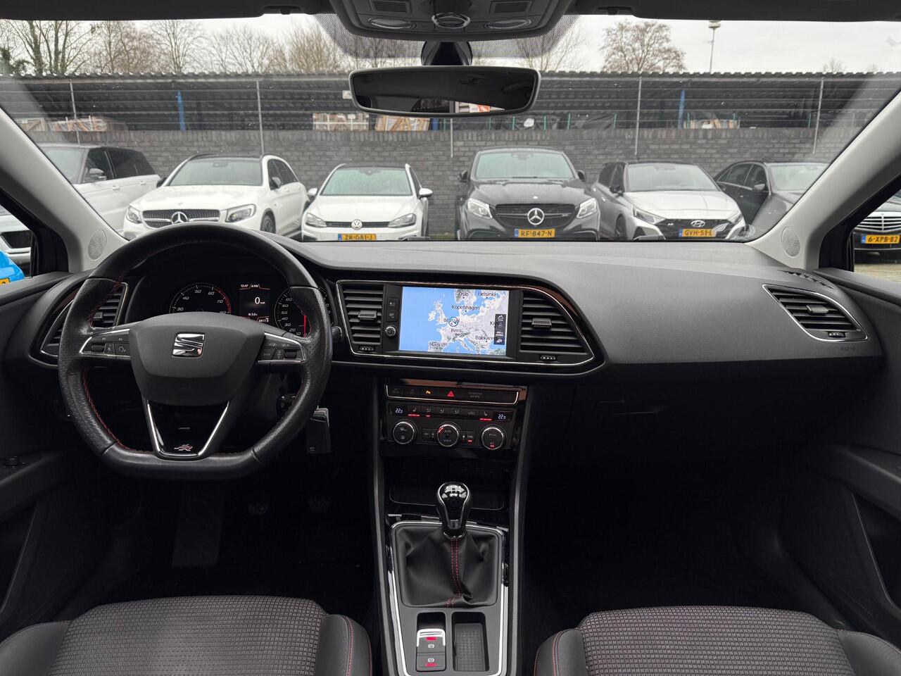 Seat LEON ST 1.5 TSI FR Pano Navi LED