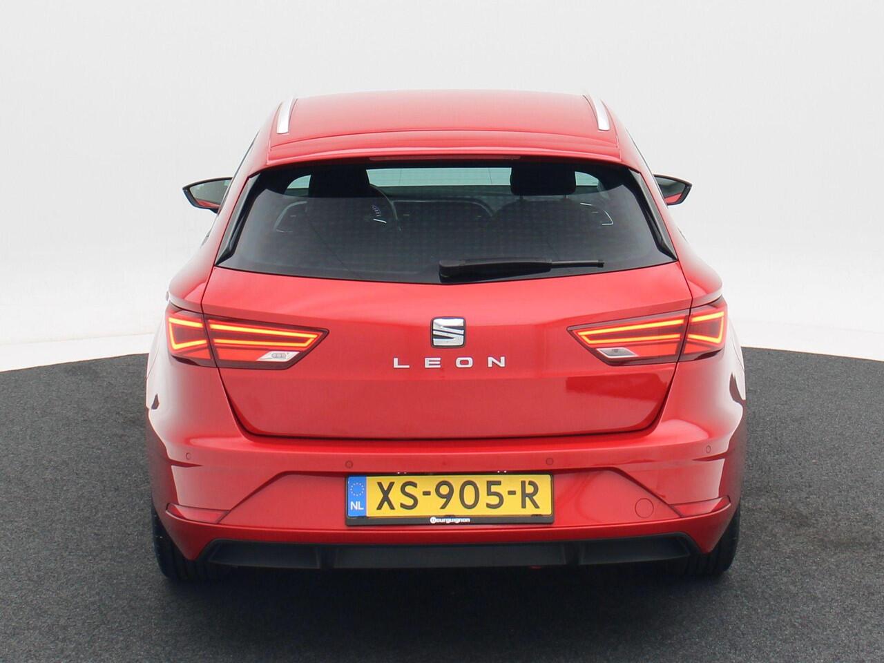 Seat LEON ST 1.0 Eco TSi Automaat Style Business Intense | Navigatie | Full LED | Camera | CarPlay | 16 Inch | 79.913 Km!!