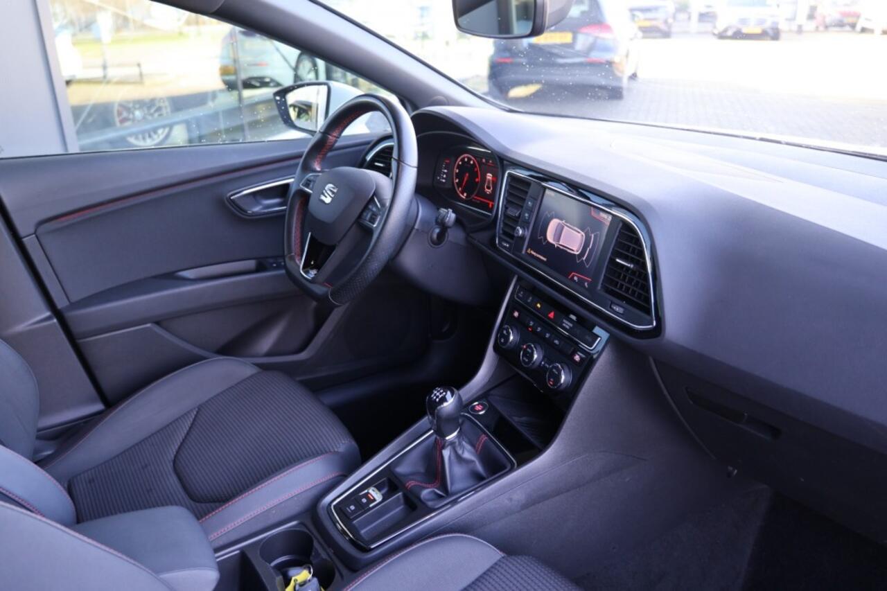 Seat LEON 1.5 TSI FR LED*CARPLAY*VIRTUAL*KEYLESS*SEAT DRIVE*