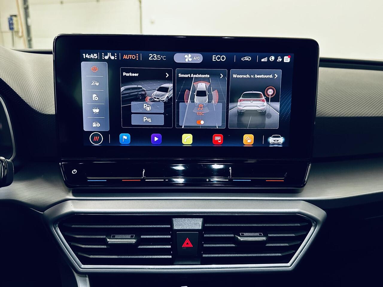 Seat LEON 1.4 TSI eHybrid PHEV FR Panoramadak DCC Actieve Demping Leder Alcantara Navi Carplay Full LED PDC VA Camera Adaptive Cruise Travel Assist Full Options!