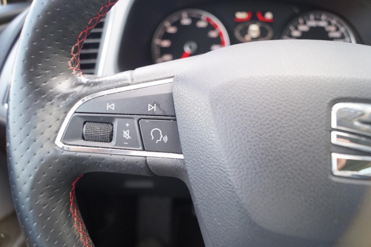 Seat LEON ST 1.0 TSI 115pk Style Ultimate Edition -NAVI-CAM-ECC-