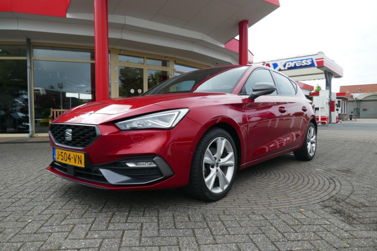 Seat LEON 1.0 TSI FR LAUNCH EDITION 110 PK VIRTUAL COCKPIT / LED / NAVI