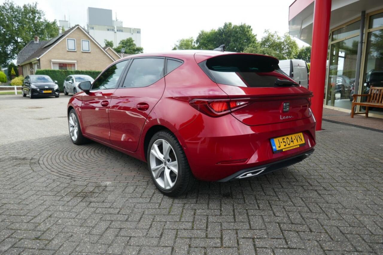 Seat LEON 1.0 TSI FR LAUNCH EDITION 110 PK VIRTUAL COCKPIT / LED / NAVI