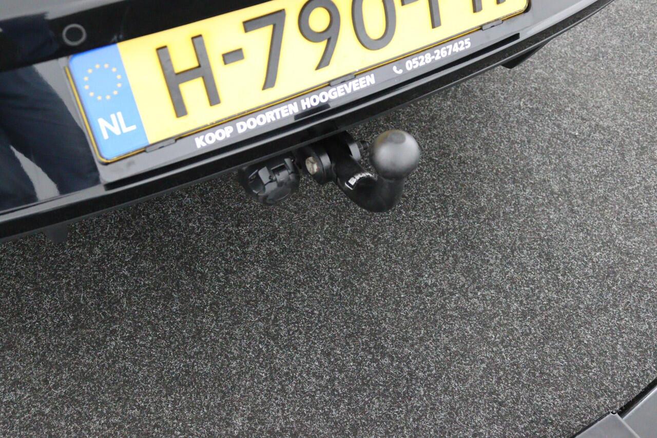 Seat LEON ST 1.5 TSI Style Ultimate Edition Rijklaarprijs! Nieuwe Banden!