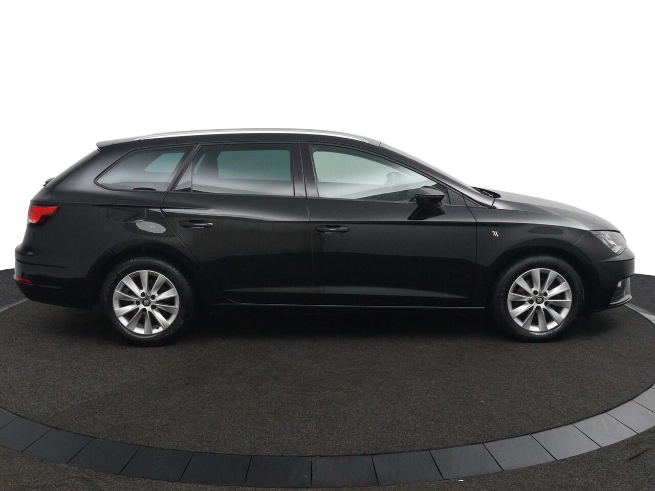 Seat LEON ST 1.5 TSI Style Ultimate Edition Rijklaarprijs! Nieuwe Banden!