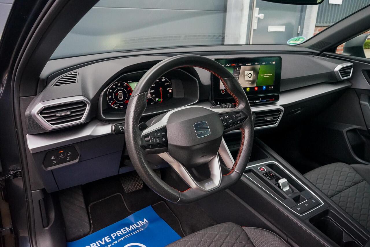 Seat LEON Sportstourer 1.5 eTSI FR Launch Edition