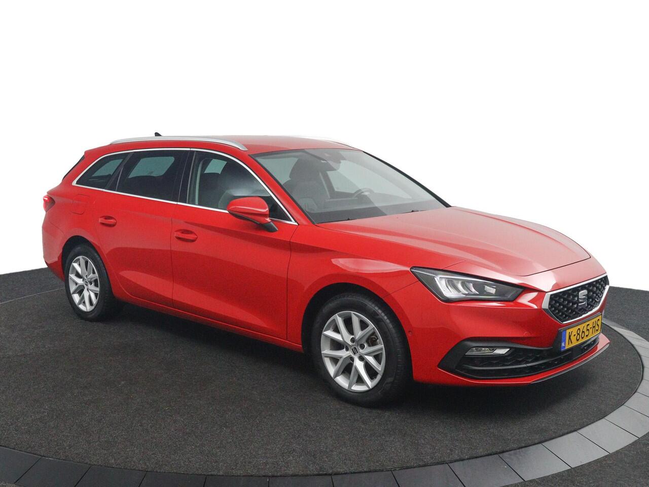 Seat LEON Sportstourer 1.5 eTSI Style Launch*AUTOM.*ACC*HAAK*ECC*CARPLAY*
