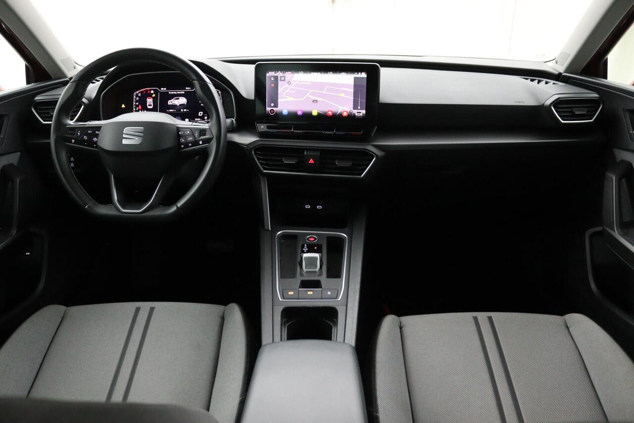 Seat LEON Sportstourer 1.5 eTSI Style Launch*AUTOM.*ACC*HAAK*ECC*CARPLAY*