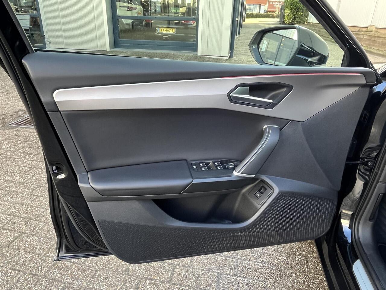 Seat LEON 1.4 TSI eHybrid PHEV Xcellenge | Navi/Adapt.Cruise/Clima/Stoel+Stuurverw./17"/Apple CarPlay/El.Best.Stoel+Memory/Afn.Trekhaak