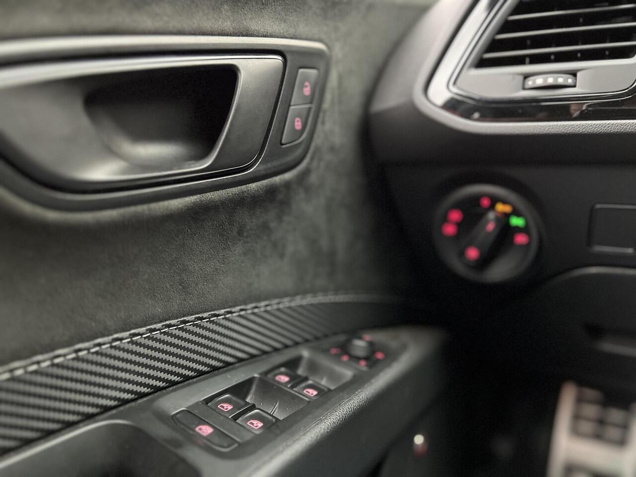 Seat LEON 2.0 TSI CUPRA Panorama Beats DSG Virtual