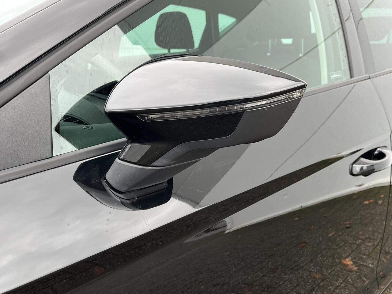 Seat LEON 1.5 TSI Style Ultimate Edition / Apple Carplay/Android Auto / airco (automatisch) / lichtmetalen velgen 16" /