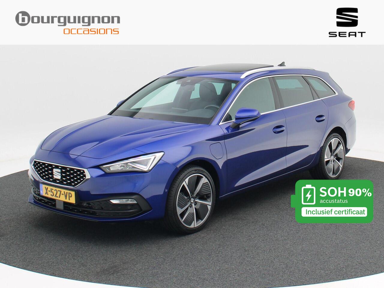 Seat LEON Sportstourer 1.4 TSi eHybrid 205 Pk PHEV FR | Panoramadak | Adaptive Cruise | Stoel Verwarming | Carplay | Navigatiesysteem | Camera | Parkeersensoren | 18 Inch