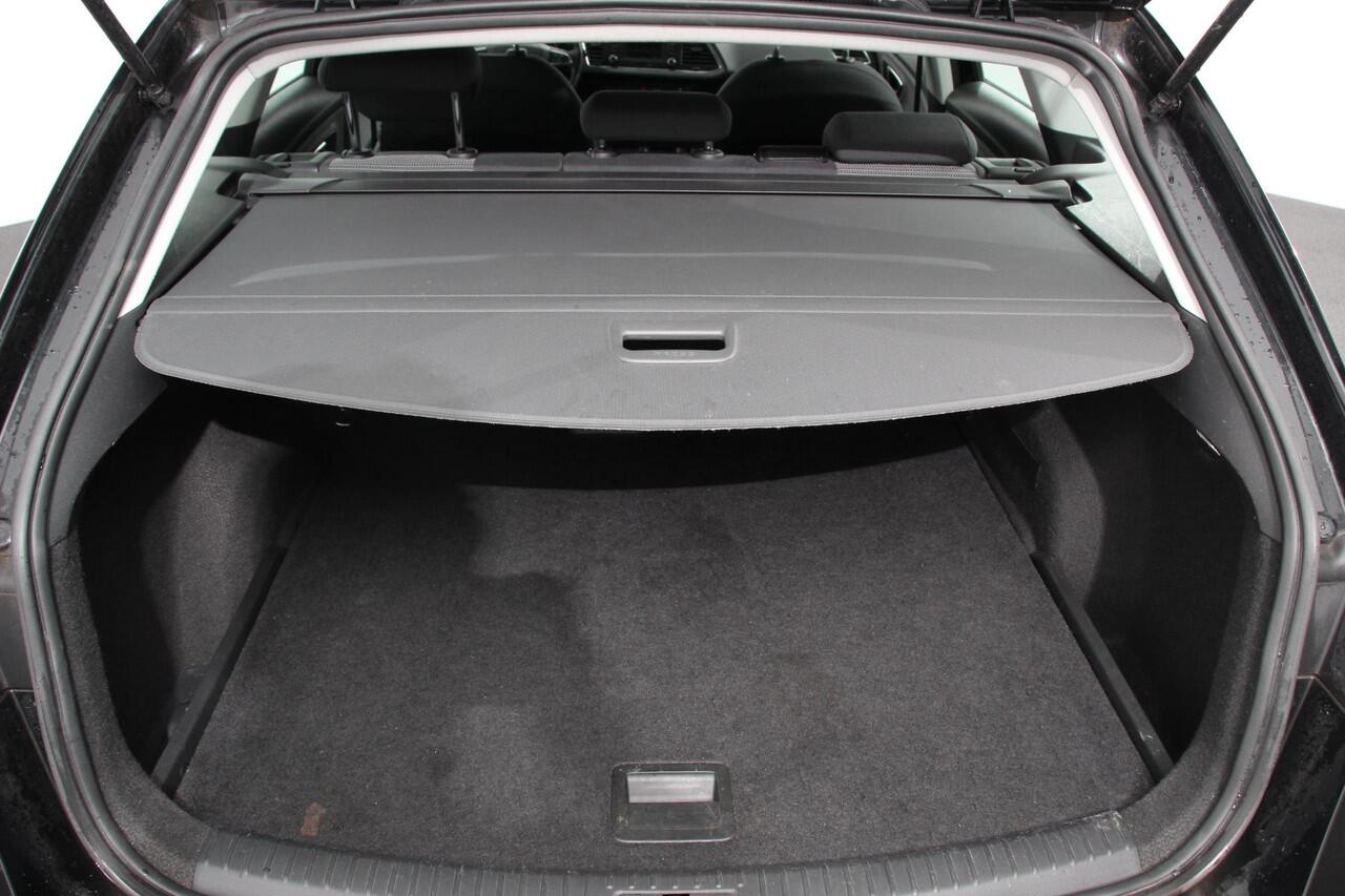 Seat LEON ST 1.5 TSI 150pk DSG Style | Climate Control | Cruise control | Verwarmde voorstoelen | Lichtmetalen Velgen