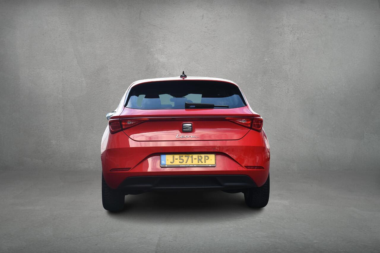 Seat LEON 1.0 TSI Style Launch Edition | Apple CarPlay | Stuur- en Stoelverw. | Camera