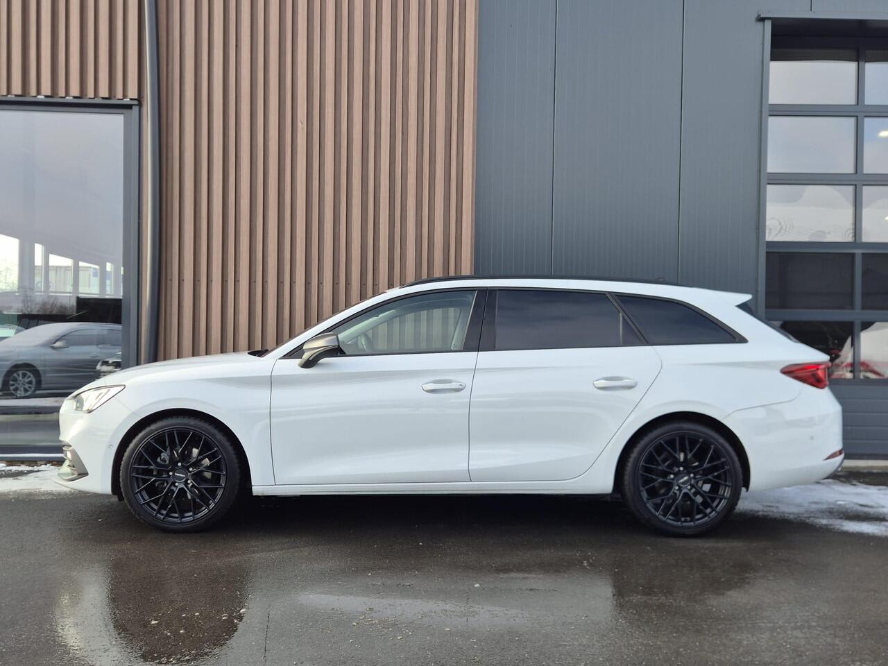 Seat LEON Sportstourer 1.5 TSI FR Launch Edition | Virtual | Keyless | 18'' | Stuur-stoelverw. | Carplay