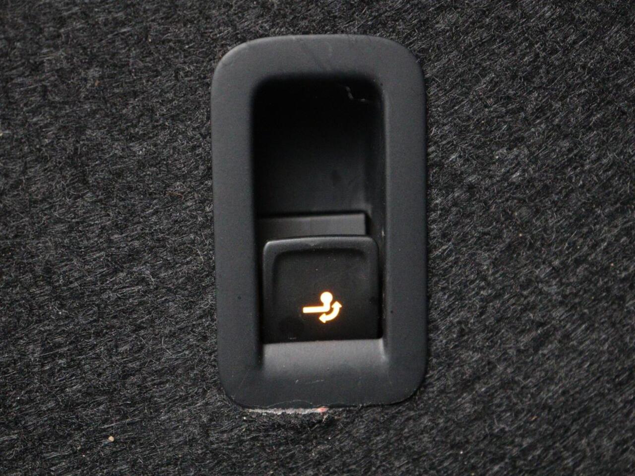 Seat LEON 1.4 TSI eHybrid PHEV FR | Trekhaak | Adaptive cruise | Carplay | Sfeerverlichting | Navigatie | Side Assist | Parkeerhulp | Full LED | Bluetooth | PHEV | Plug In