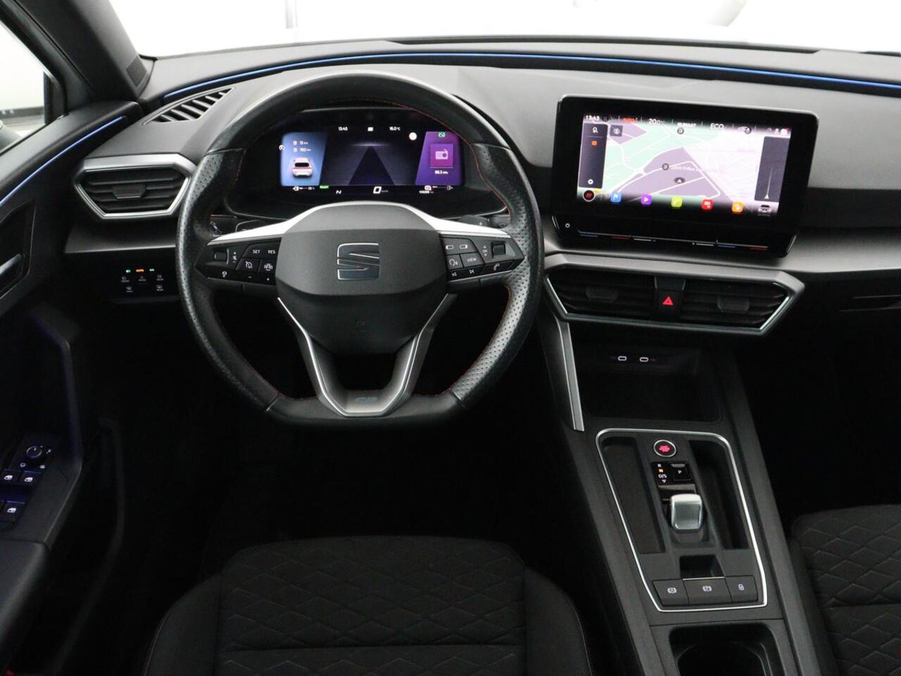 Seat LEON 1.4 TSI eHybrid PHEV FR | Trekhaak | Adaptive cruise | Carplay | Sfeerverlichting | Navigatie | Side Assist | Parkeerhulp | Full LED | Bluetooth | PHEV | Plug In