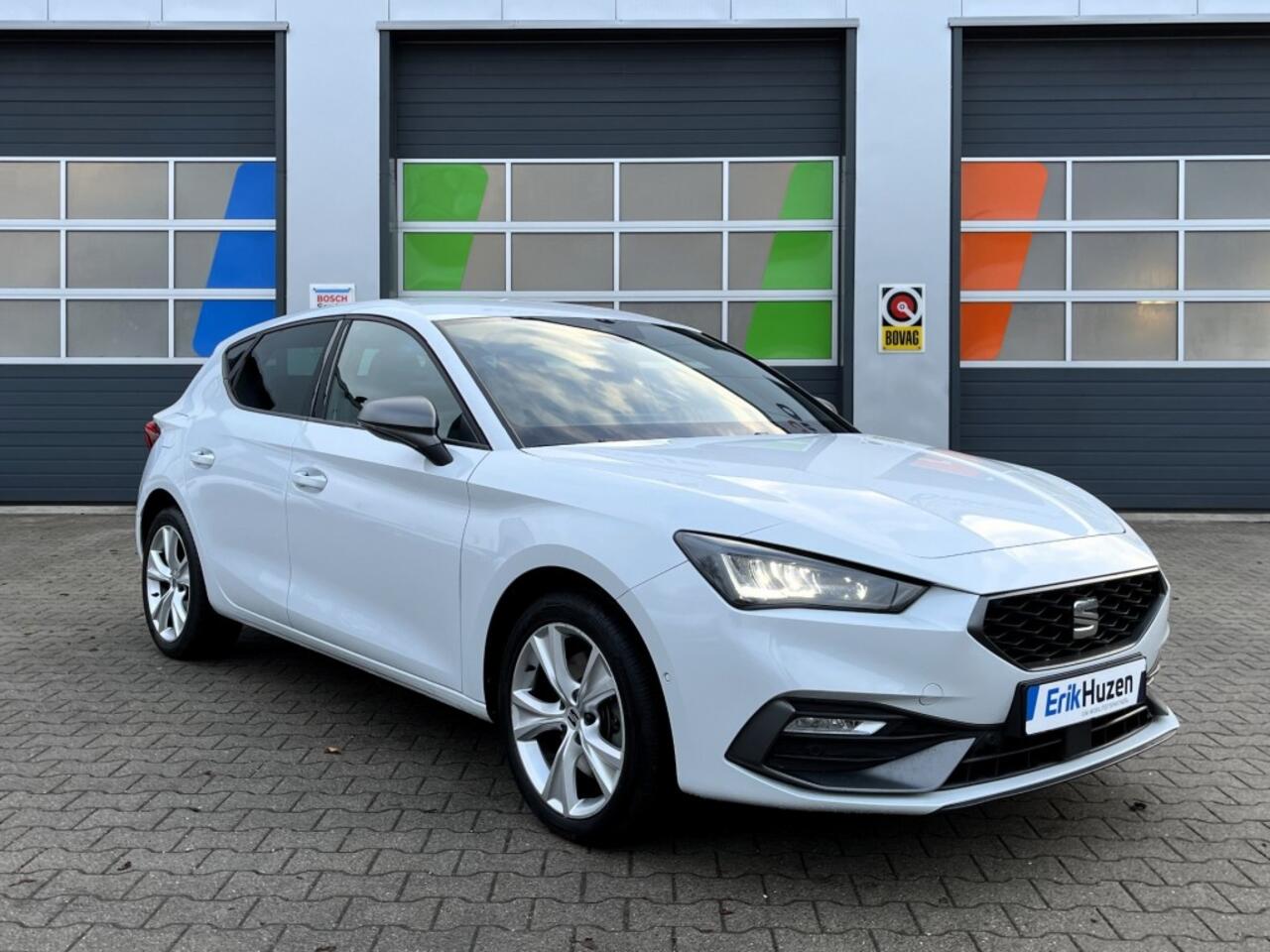Seat LEON 1.4 TSI eHybrid / FR / 1e eigenaar / Carplay / Cruise control / LED