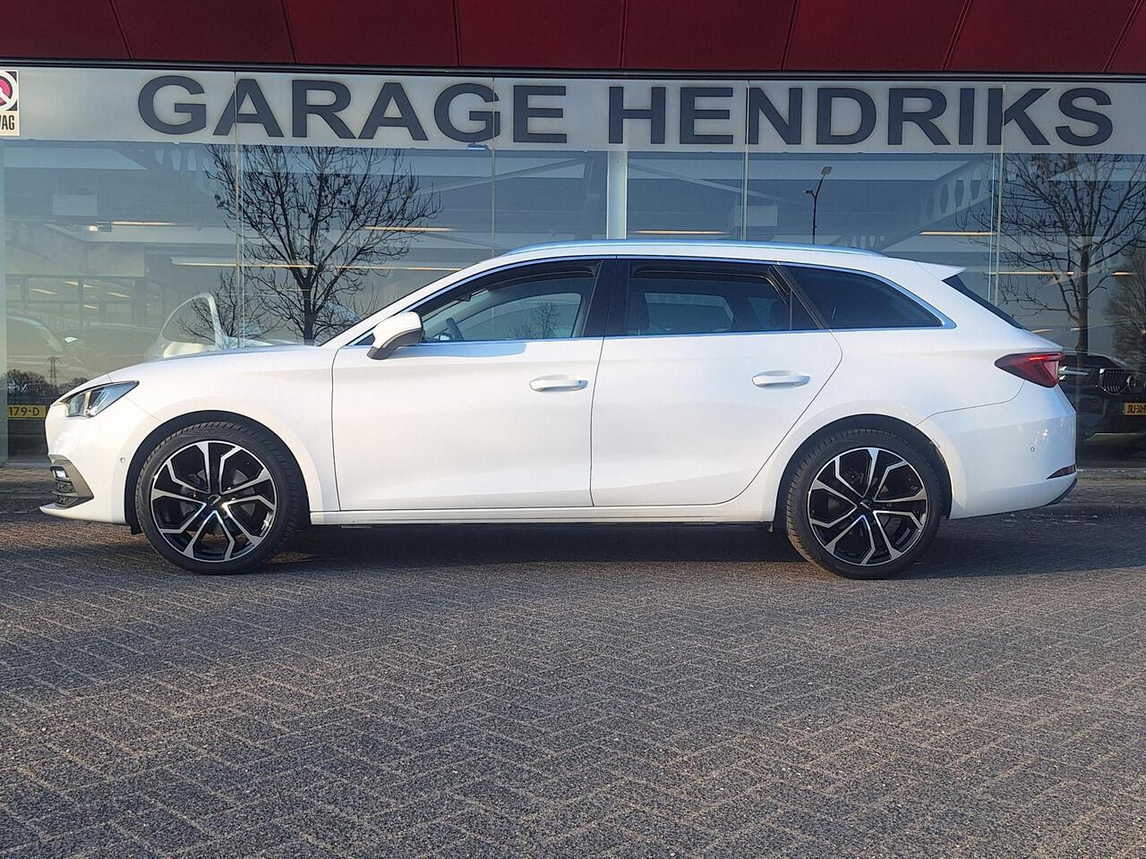 Seat LEON Sportstourer 1.5 TSI Style Launch Edition My 2021 | 18"LM | Trekhaak | Full LED | Climate V=A | Navi |