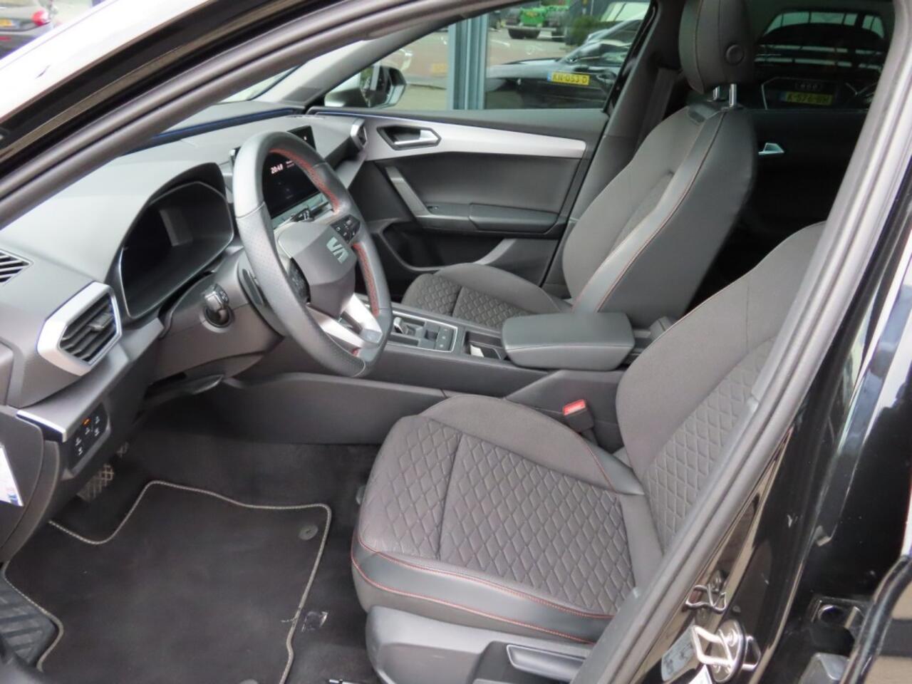 Seat LEON 1.4 TSI eHybrid PEHV FR Business Intense Pano 2021