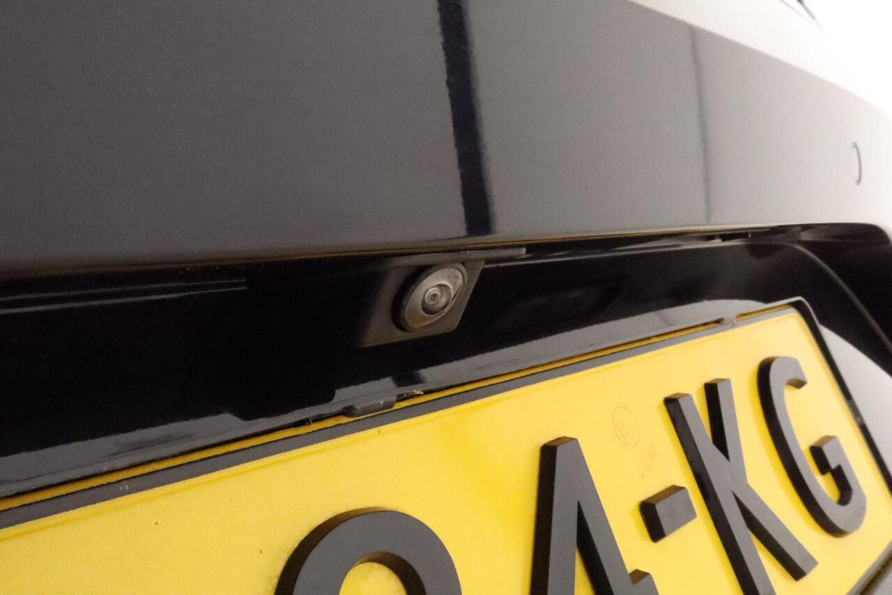 Seat LEON 1.4 TSI eHybrid 204pk Automaat PHEV FR | Navigatie | Adapt. Cruise control | Camera | Climate control | Stoel- en stuurverwarming