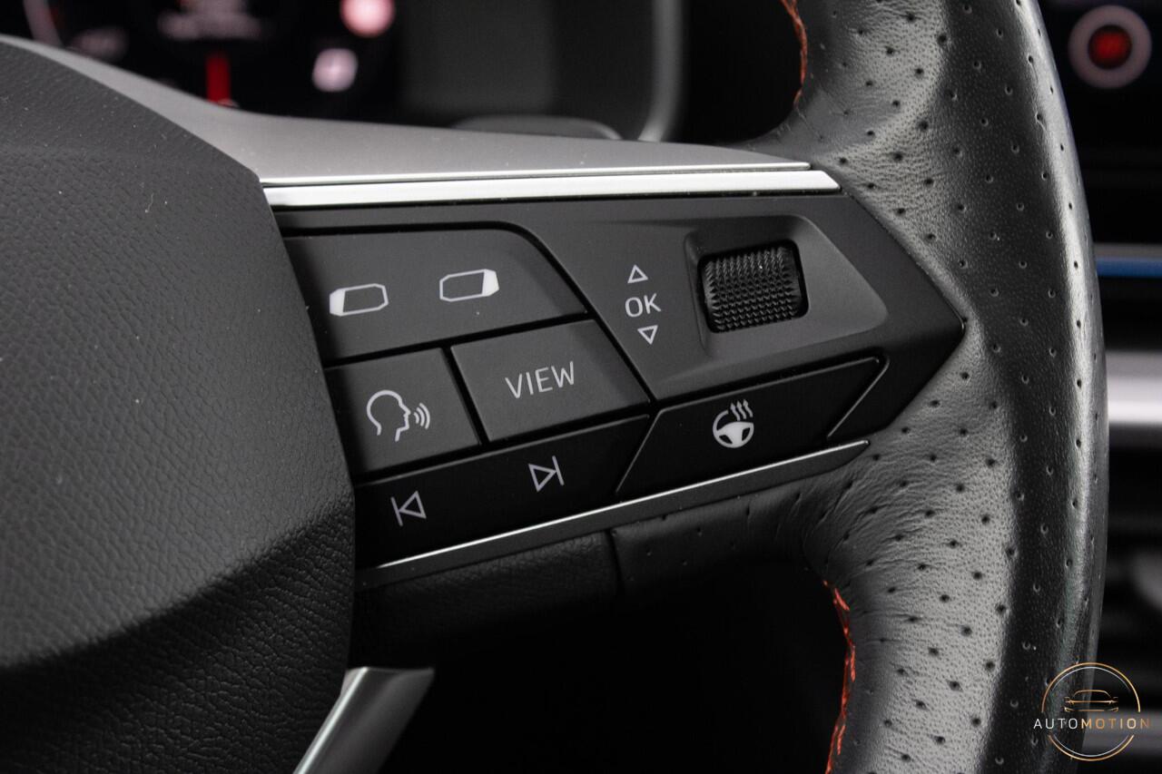 Seat LEON 1.4 TSI eHybrid PHEV FR Bus.Int. PANO CAMERA ACC CARPLAY