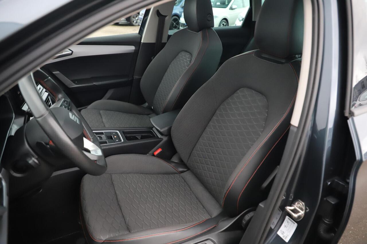 Seat LEON Sportstourer 1.4 TSI eHybrid PHEV FR Business Intense 204PK Automaat Panoramadak Carplay Android Navigatie Achteruitrijcamera Climate Adaptive Cruise Lane Assist