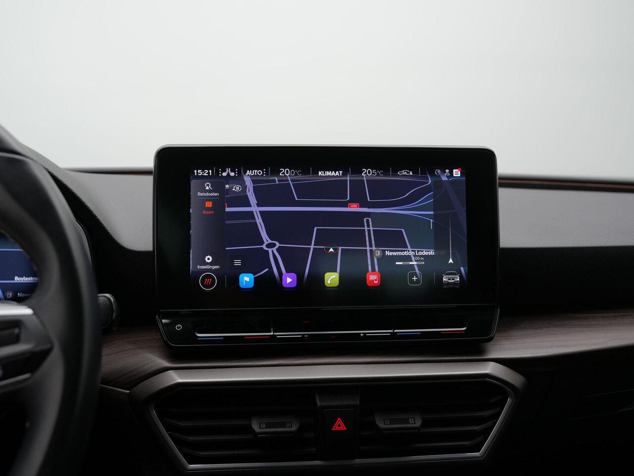 Seat LEON 1.4 TSI eHybrid 204 pk DSG PHEV Xcellence | Stuur-/stoelverwarming | Navigatie | Parkeersensoren voor/achter