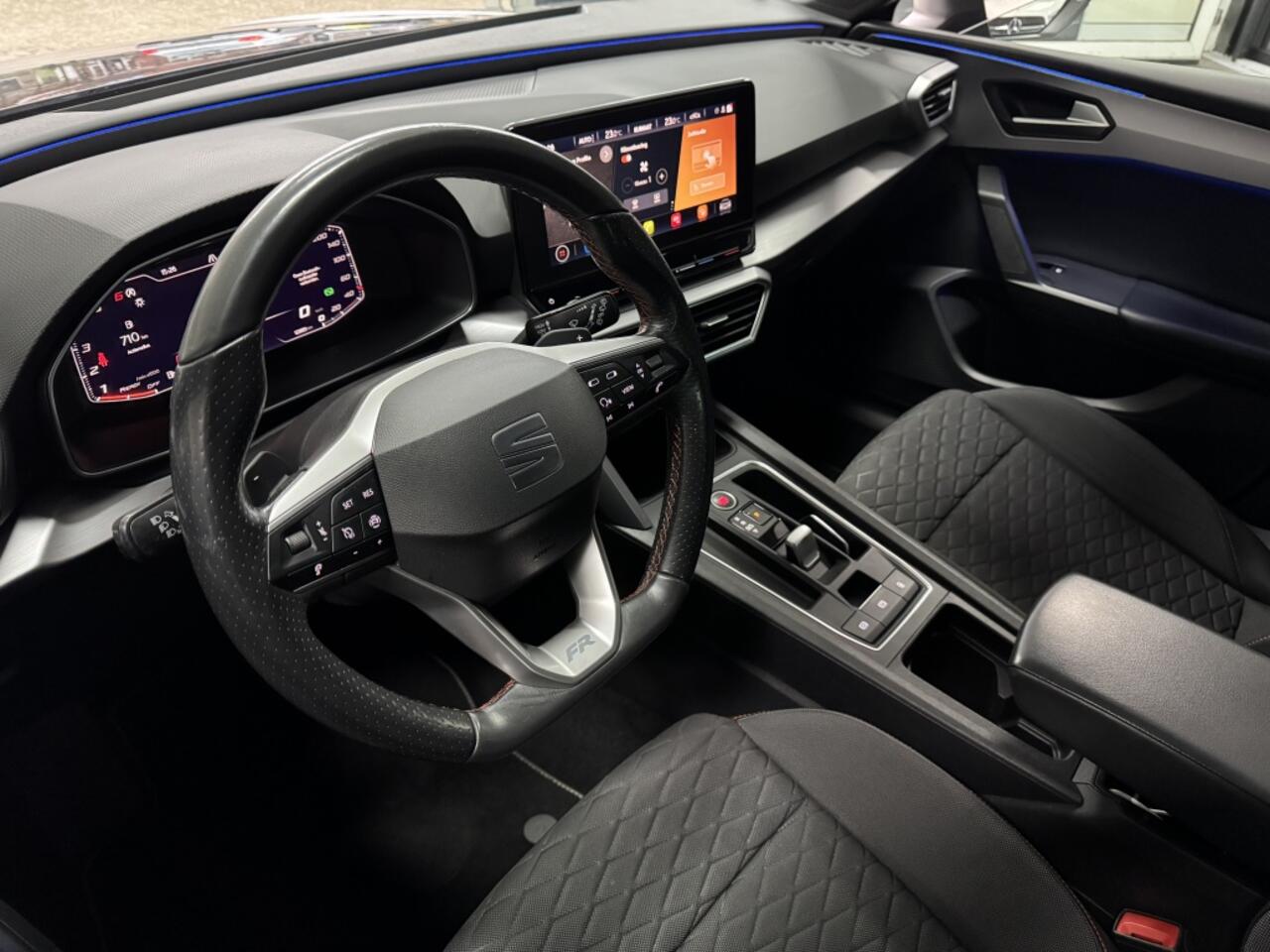 Seat LEON 2.0 TDI FR 2021 AUT. ACC SFEER KEYLESS