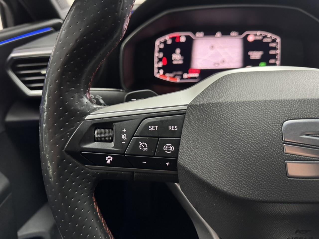 Seat LEON 2.0 TDI FR 2021 AUT. ACC SFEER KEYLESS