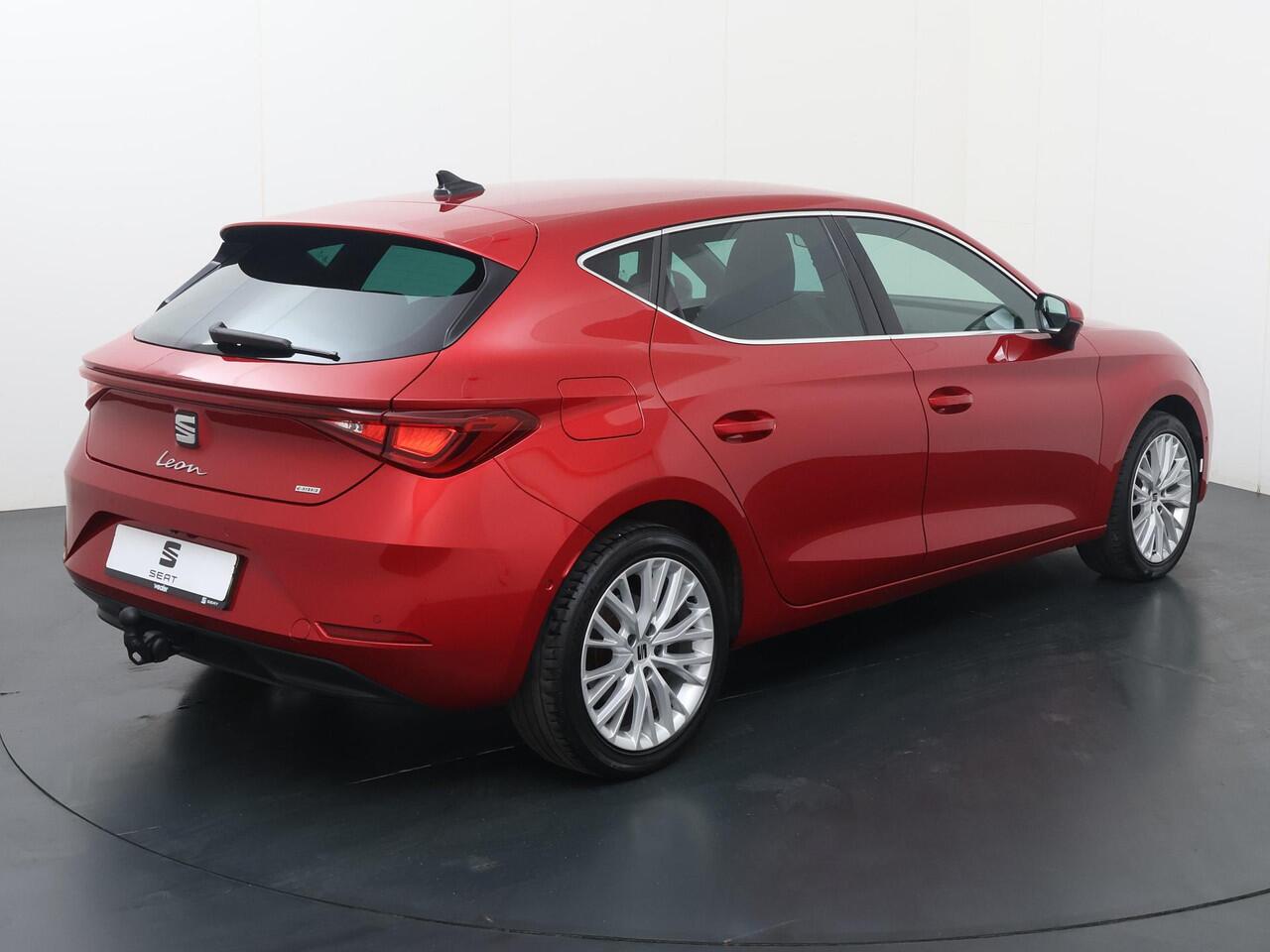 Seat LEON 1.4 TSI eHybrid PHEV FR Business Intense | 204 PK | Automaat | Adaptive cruise control | Achteruitrijcamera | LED verlichting | Apple Carplay/Android Auto |