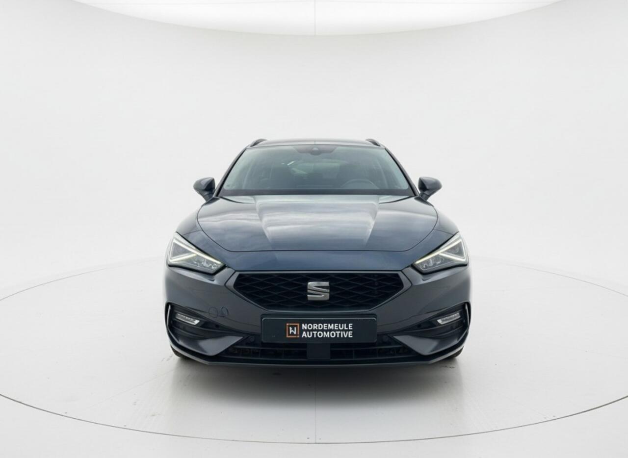 Seat LEON 1.4 TSI eHybrid PHEV FR, Camera, ACC, Apple Carplay