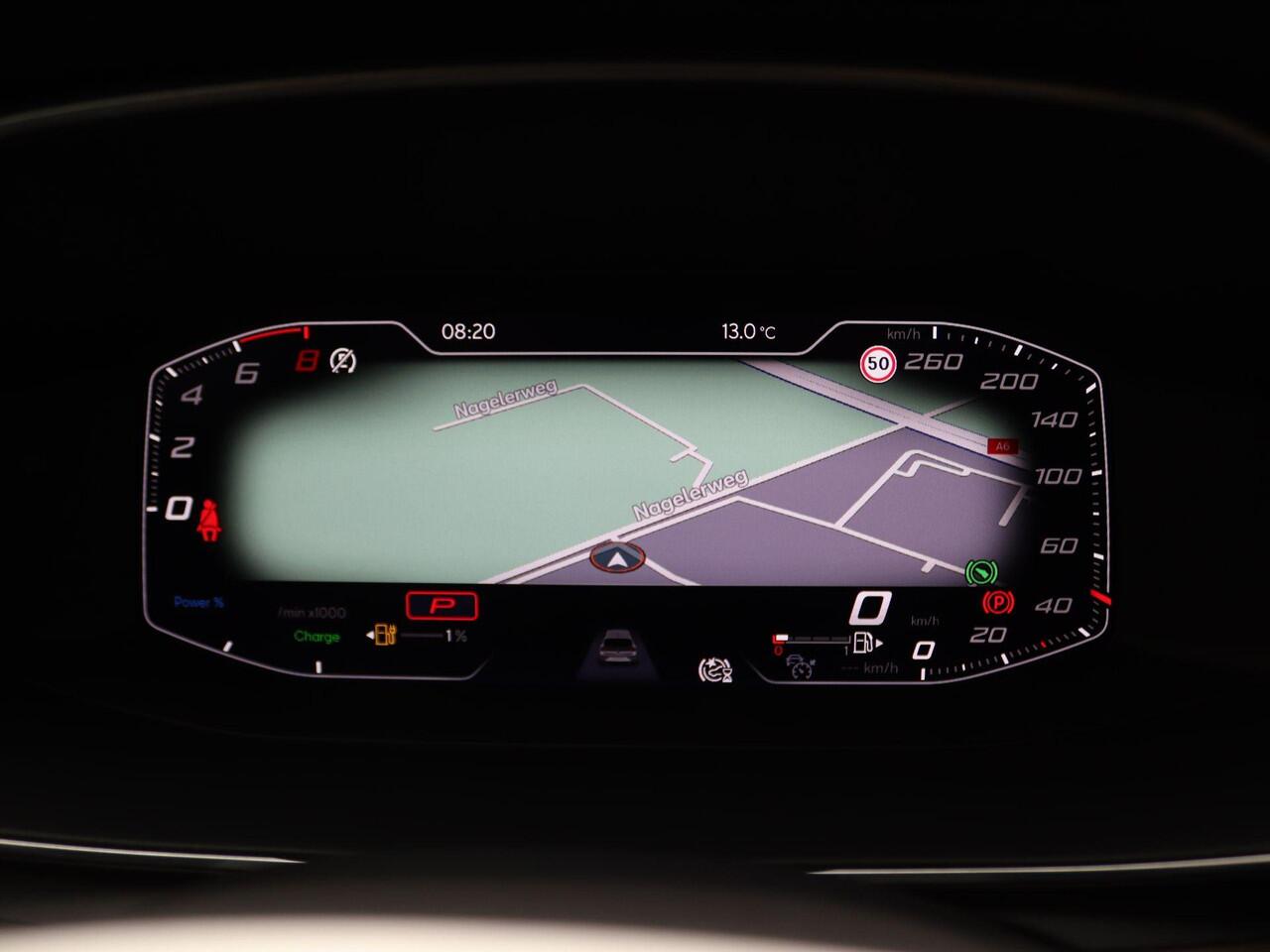 Seat LEON Sportstourer 1.4 TSI eHybrid PHEV Xcellence 204PK DSG SOH 89%, Trekhaak, Stoelverwarming, Achteruitrijcamera, Dodehoek Detectie, Apple Carplay, Adaptieve cruise control, PDC v+a