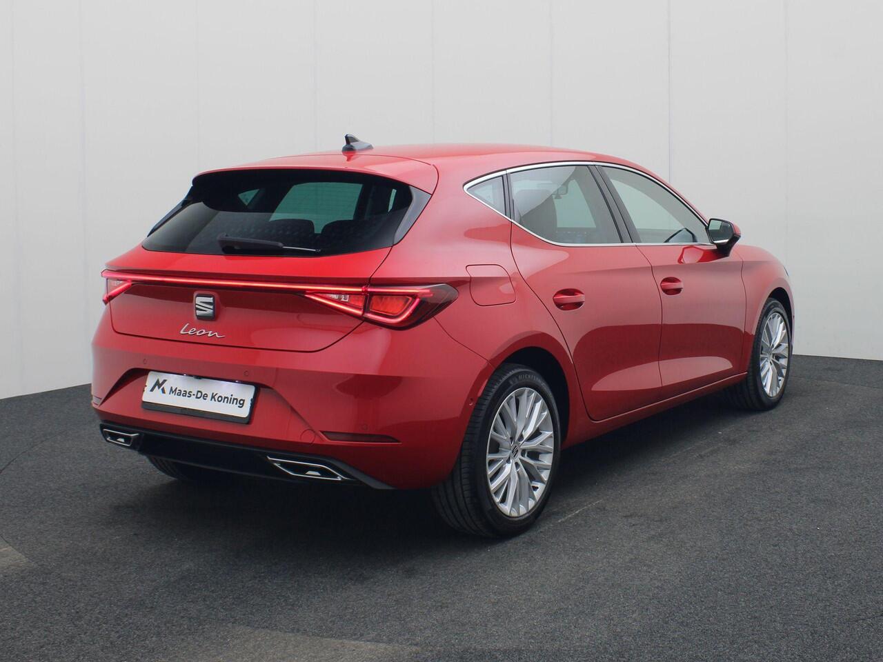 Seat LEON 1.5eTSI/150PK Excellence DSG · Navigatie · Stoel -& stuurverwarming · Camera + Parkeersensoren